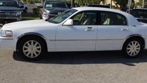 2010 Lincoln Town Car