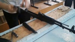 Разборка и сборка автомата.)