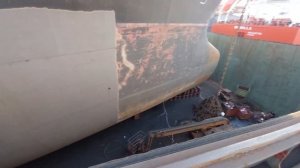 Результат зачистки корпуса судна гритом под давлением