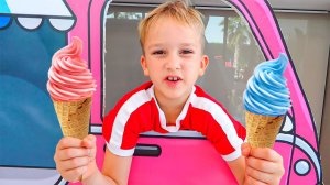 Влад и Ники. Дети ИГРАЮТ с разными ИГРУШКАМИ! Видео для детей.