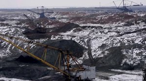 Панорама карьера с роторного экскаватора.