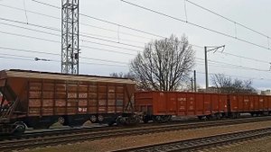 ЧМЭ3-2421 приписан до ТЧ-5 Полтава проводит маневры на ст. Полтава-Киевская