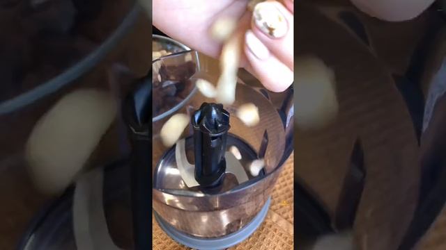Морковные кексы с орехами