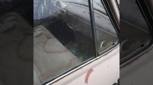 ретро машина ГАЗ  21 Волга