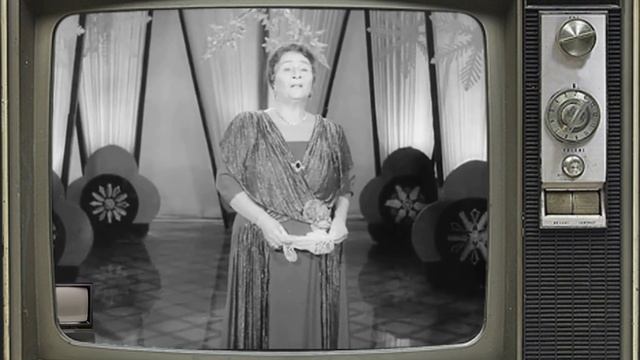 Надежда Обухова - Что Это Сердце Сильно Так Бьется смотреть онлайн