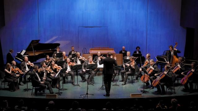 "Прогулка с Феллини" смотреть онлайн