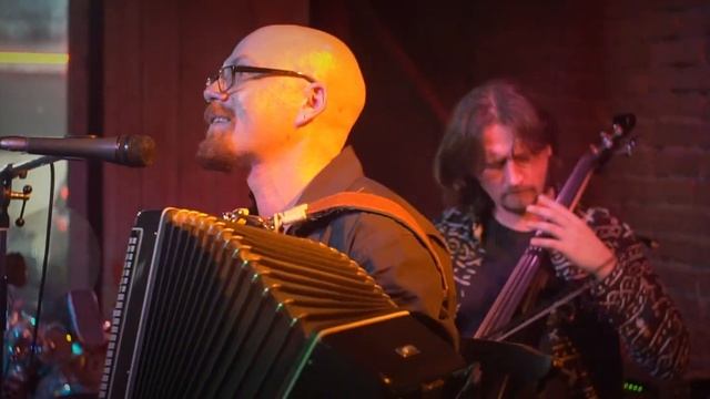 Фома Егорыч - Мир без слез