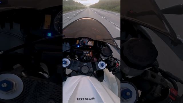 #cbr600rr #спортбайк #скорость #мото #hondacbr600rr #мотоцикл #отпервоголица