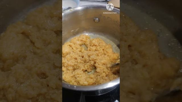 Сискал с жареной кукурузной мукой в сливочном масле. Вайнахское старинное блюдо.