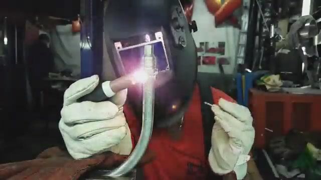 TIG сварка алюминия AUDI A6 C7 3.0 TFSI тюнинг водяного охлаждения воздуха  компрессора, пайпы