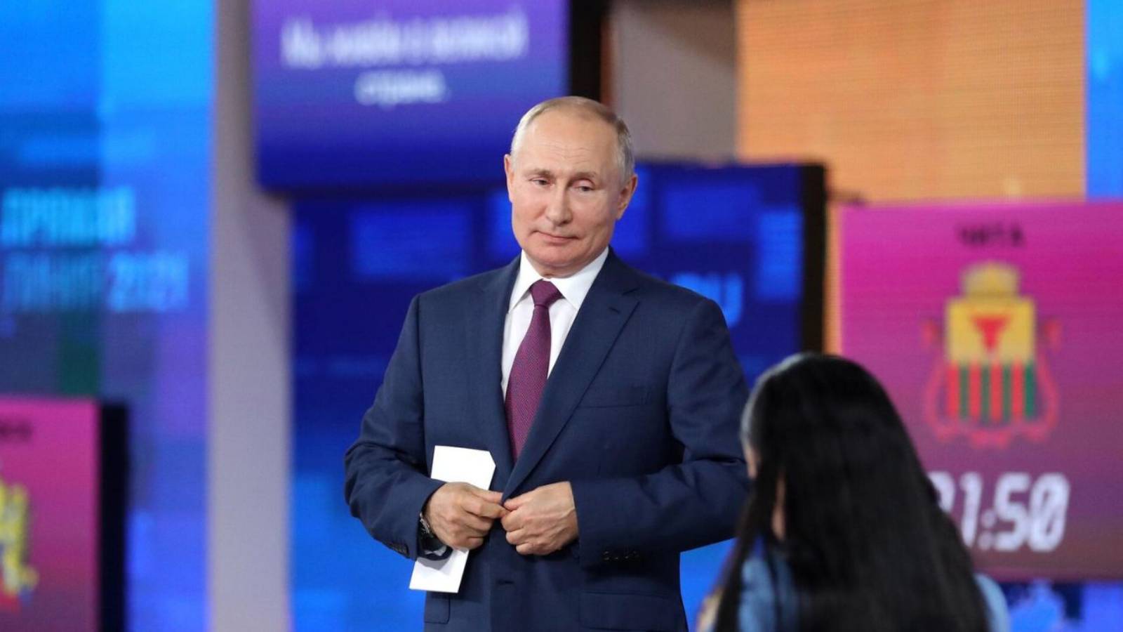 Медицина, образование и доступность жилья стали самыми популярными вопросами на линию с Путиным