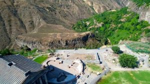 Ереван. Достопримечательности Армении. Храм Гарни