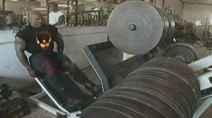Ронни Колеман Ronnie Coleman жим ногами 1044 кг