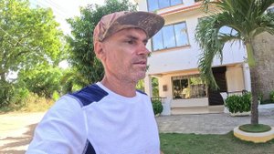 ПЕРВЫЙ СЕКСУАЛЬНЫЙ ОПЫТ У КЕНИЙСКИХ ДЕВУШЕК ? НАЙТИ ДЕВСТВЕННИЦУ В АФРИКЕ ? ВСТРЕЧА С АНДРЕЕМ ИЗ