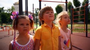 Позорище! Малые "уделали" пацана.  "Приколы 13й школы" 107я серия