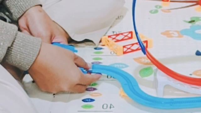 Unboxing Dan Tutorial Pasang Mainan anak Kereta Thomas | Mainan Viral | Playing & Study | Umma Azza смотреть онлайн