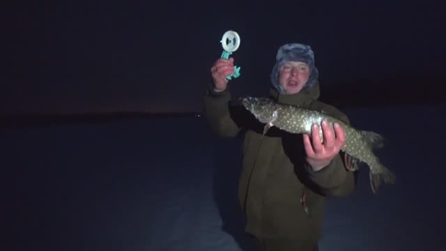 Зимняя рыбалка.Жерлицы.Рыбалка со льда.Подводные съёмки.