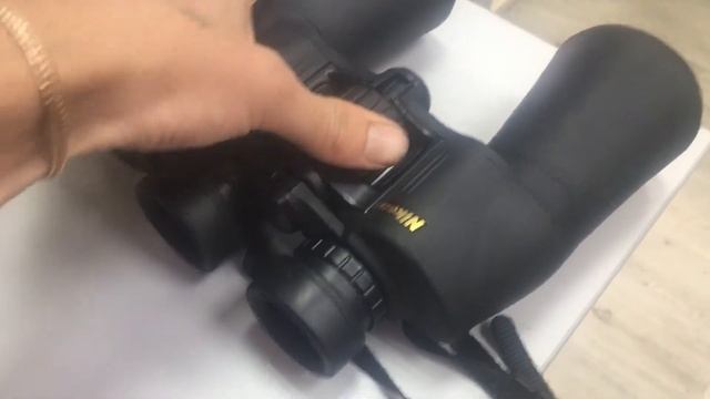 Бинокль Nikon