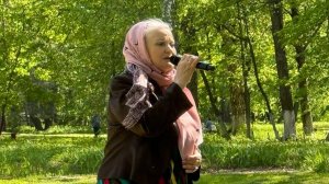 Мать и сын. Муз. А. Пахмутовой, сл. Н. Добронравова.