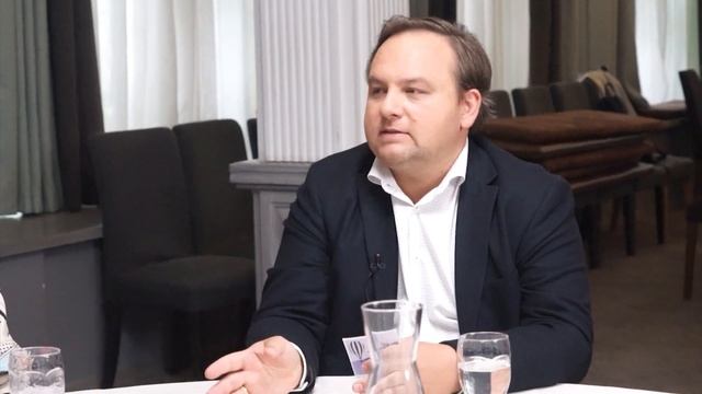 Партнёрские роды или роды с мужем - все плюсы и минусы. Нужен ли муж на родах? Мнения пап.