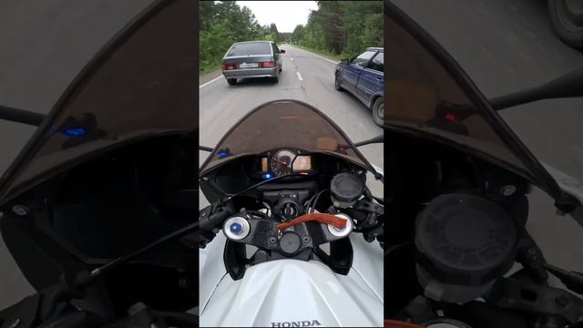 Шо тут происходит? #cbr600rr #спортбайк #скорость #мото #hondacbr600rr #мотоцикл #отпервоголица