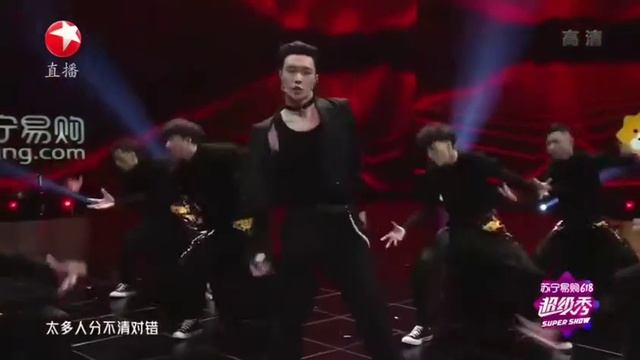 Lay (Zhang Yixing) - LIT Performance #EXO