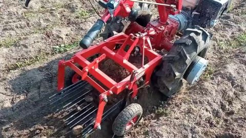 картофелекопалка