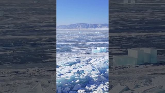 Добыча льда из озера #байкал #россия #рек смотреть онлайн