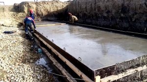 Заливка бетонной плиты