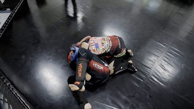 Миссия Возрождения Мира. J.C.NAZARITE турнир ММА Первомайск. 25.09.22 (Бой №5) смотреть онлайн