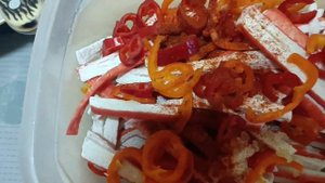 Маринованные крабовые палочки полосками - простой рецепт