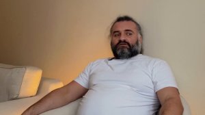 Интервью с Константином Хачатуряном. Шри Шри Йога. Йога для начинающих. С чего начать?