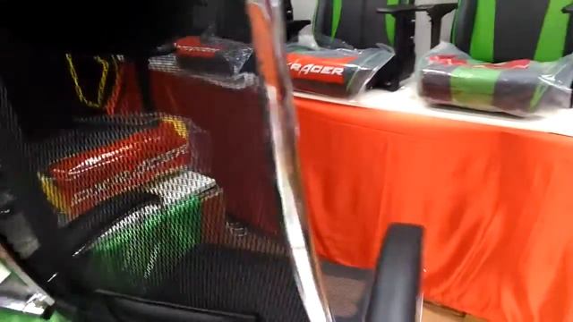 RETNE.RU\ DXRacer - серия Formula в Крупнейшем шоу-руме Санкт-Петербурга