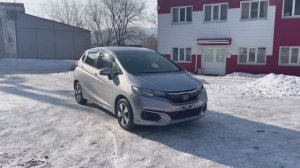 🎥 Honda Fit Гибрид, 3 поколение в кузов GP5 🛠 Комплектация Hybrid F 🔥 1.5 л / передний привод