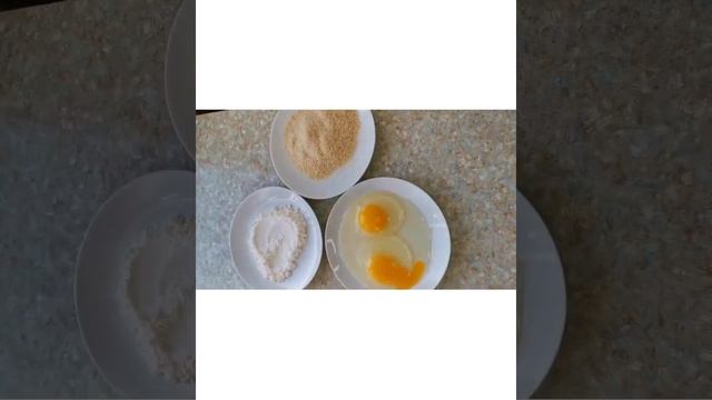 Куриные пончики в духовке с соусом.