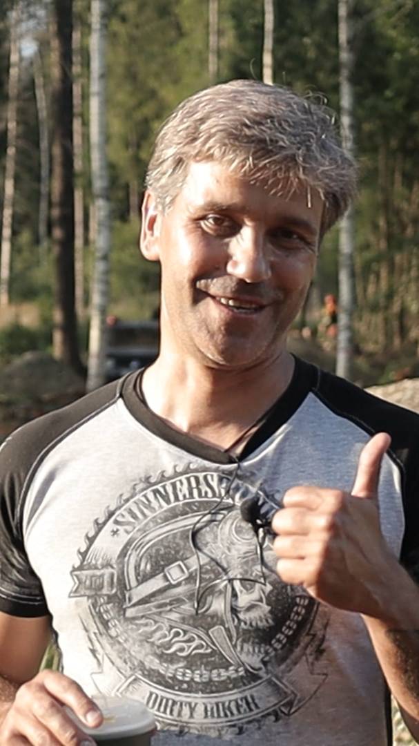 Как расчистить 20 соток леса за один день и заработать большой лайк от клиента!? Работает Wolfa