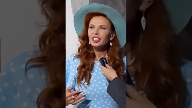 Семейные традиции Эвелины Блёданс #эвелинаблёданс #блёданс #семейныетрадиции