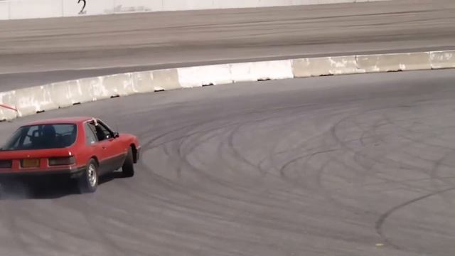 Red Mercury Capri Drifting at Drift Valley смотреть онлайн