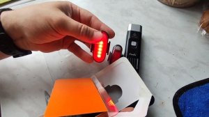 распаковка Fenix BC05R v2.0 c Ozon