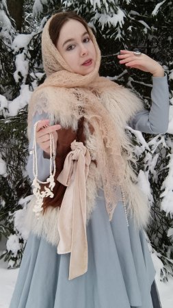 Замёрзла и получила ЭТО в подарок✨ Новогодний наряд в русском стиле #винтажныйстиль #русскийстиль