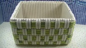 Плетённая корзинка для организации пространства .Декор коробки ковриком ПВХ своими руками .