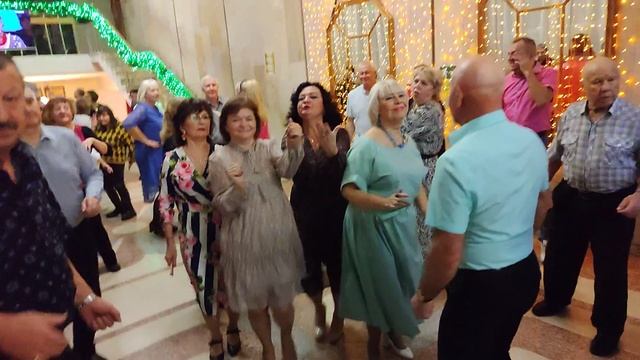 Живи и радуйся..... 15.12.24.
