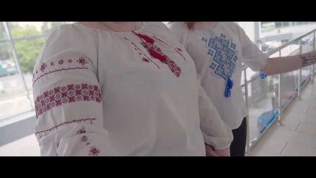 З днем вишиванки!