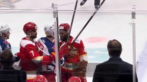 Роман Ротенберг жесткий в медийной хоккейной лиге
