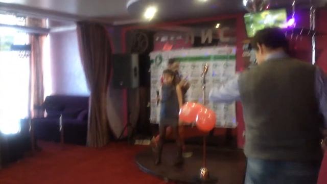 звезда караоке , Бьянка а чё , чё смотреть онлайн