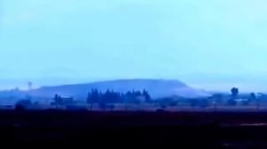 Русские вертолеты Ми-24 атакуют боевиков в Сирии.