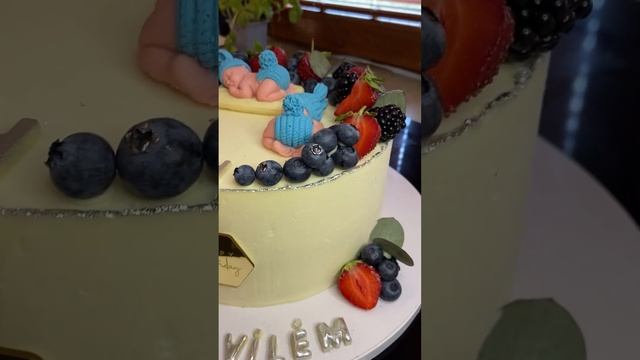 Декор торта с ягодами ❤️ детский декор торта #cover #music #cakes
