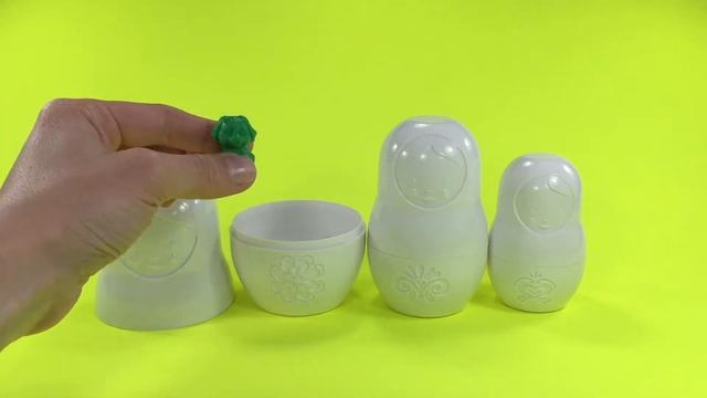 Nesting Dolls Matryoshka смотреть онлайн