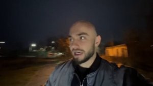 Меня ПРЕСЛЕДУЕТ БЕЗУМНАЯ ФАНАТКА! Она ВЛЮБИЛАСЬ! Злой Отец!