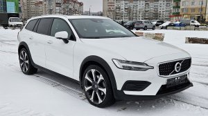 Volvo V60 Cross Country PRO 2021! B4 AWD 2.0 дизель 197 hp! Панорама, Harman/Kardon, камеры 360⁰ !